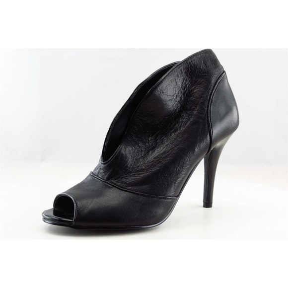 Nine West Short Boots Black Leather Pull‎ On Women Sz 6 - Picture 1 of 6